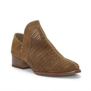 Vince Camuto Cinneys Booties Perforated Suede Brown Leather Ankle Boot Size 8